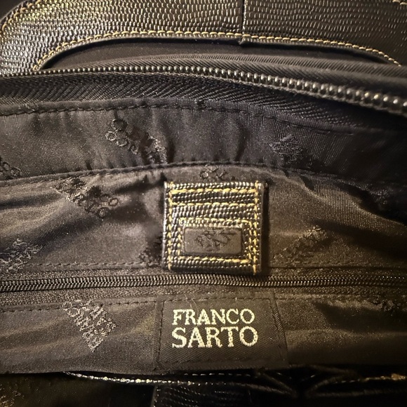 Franco Sarto Black Nylon Shoulder Bag W Smart Lite Pocket Inside Zip Closure - Picture 5 of 15